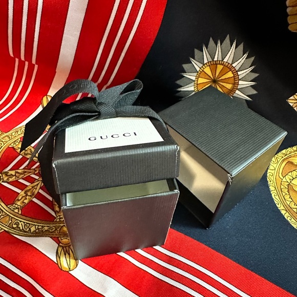 GUCCI Classic Gift Box - Picture 4 of 5